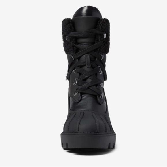 NWT Steve Madden Women’s Northern Faux Fur Trim Boots - Picture 5 of 16